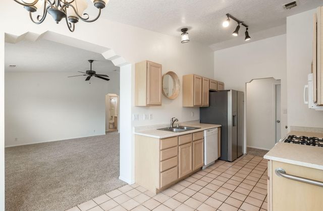 5304 Bandelier Drive NW, Albuquerque, NM 87114
