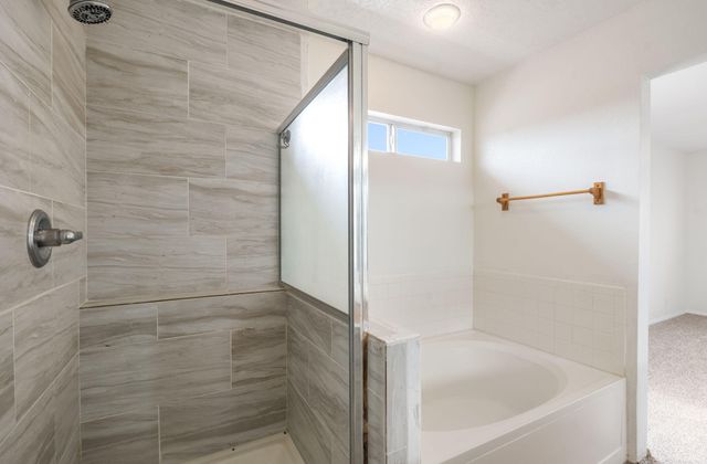 5304 Bandelier Drive NW, Albuquerque, NM 87114