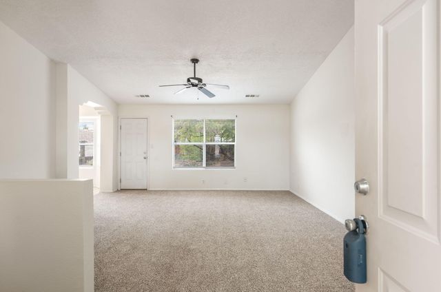 5304 Bandelier Drive NW, Albuquerque, NM 87114