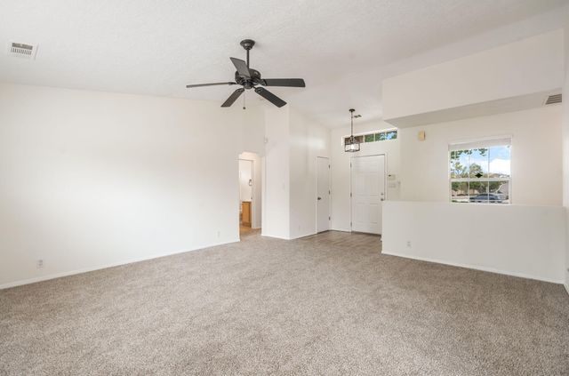 5304 Bandelier Drive NW, Albuquerque, NM 87114