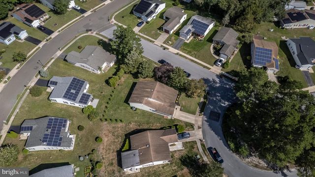 4 NARBERTH PL, Southampton, NJ 08088