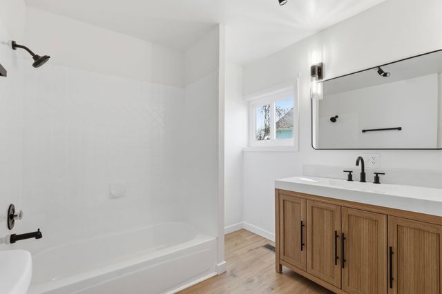 1418 W Euclid Ave, Spokane, WA 99205