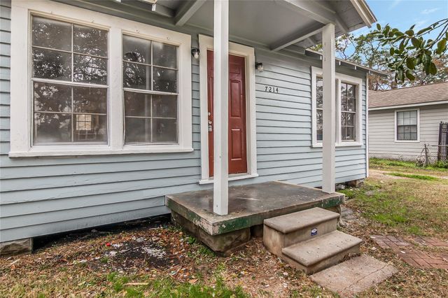 7214 W Knoll Street, Houston, TX 77028