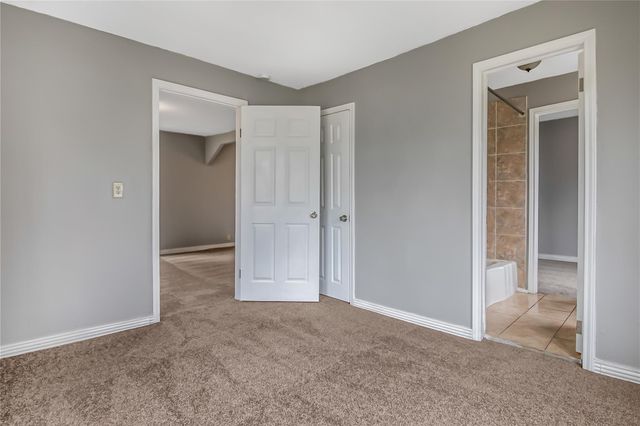 7214 W Knoll Street, Houston, TX 77028