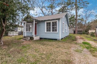7214 W Knoll Street, Houston, TX 77028