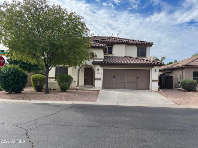 3773 E Constitution Court, Gilbert, AZ 85296