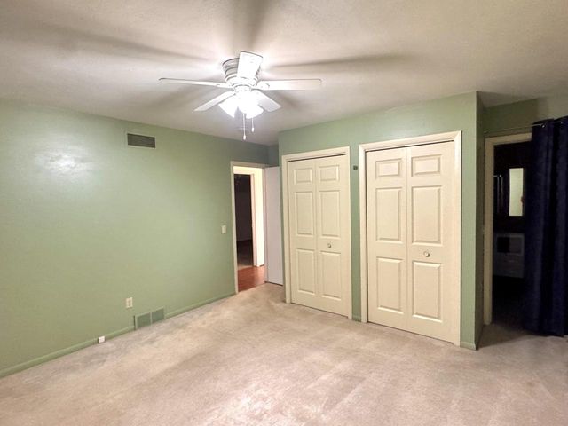 913 Chapel Hill ROAD, Madison, WI 53711