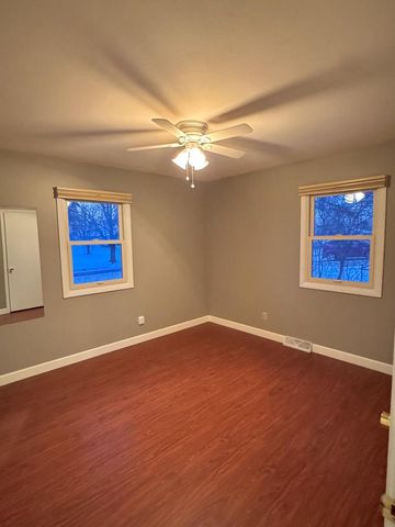 913 Chapel Hill ROAD, Madison, WI 53711