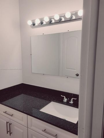 3907 NW 76th Ter 3907, Davie, FL 33024