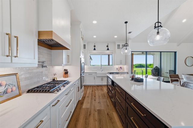 8708 Freeman Road, Sanger, TX 76266
