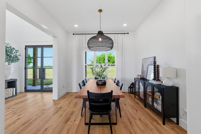 8708 Freeman Road, Sanger, TX 76266
