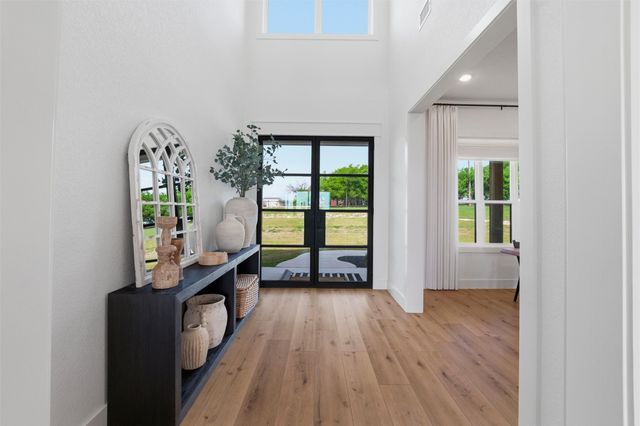 8708 Freeman Road, Sanger, TX 76266