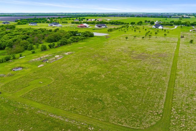 8708 Freeman Road, Sanger, TX 76266