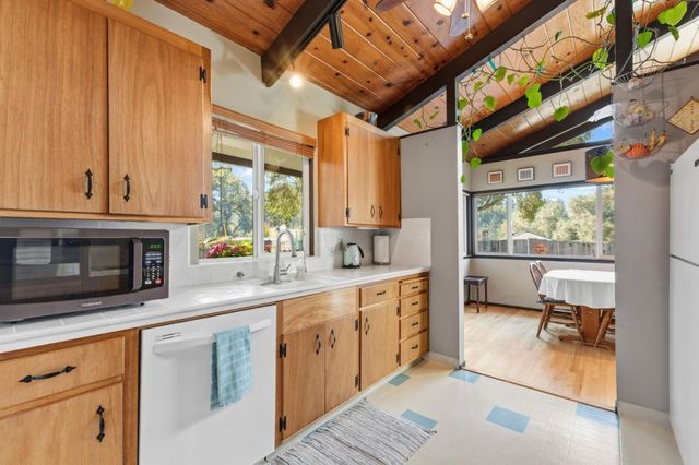 185 Woodston Way, Ben Lomond, CA 95005