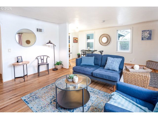 1566 MAYWOOD Ave, Eugene, OR 97404