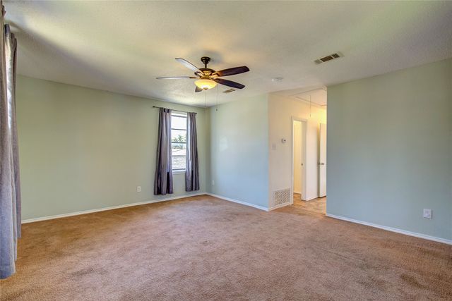 1414 Walworth Street, Greenville, TX 75401