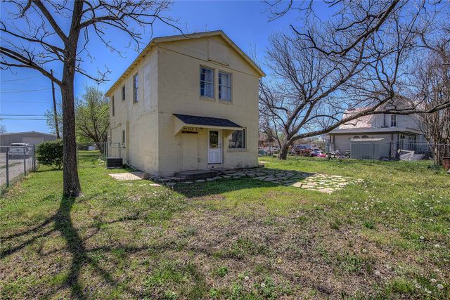 1414 Walworth Street, Greenville, TX 75401