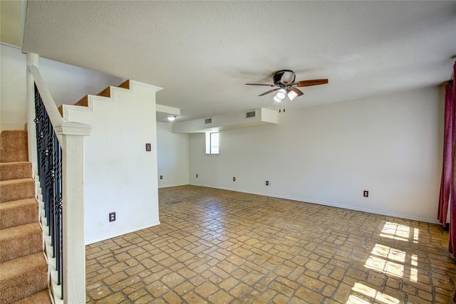 1414 Walworth Street, Greenville, TX 75401