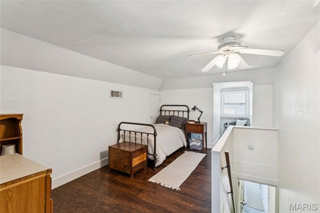10130 Baptist Church Road, St Louis, MO 63123