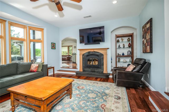 110 Hillside Avenue, Wingdale, NY 12594
