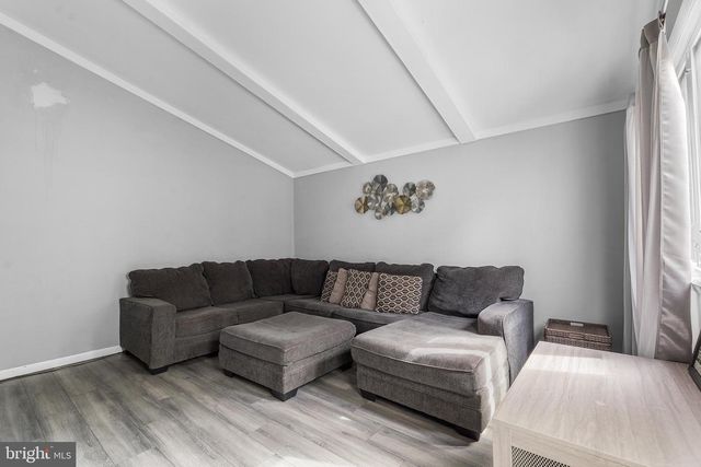 521 RHODE ISLAND AVE, Cherry Hill, NJ 08002