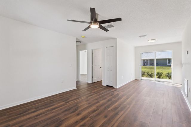 1073 N ROCKINGHAM AVENUE, Tavares, FL 32778