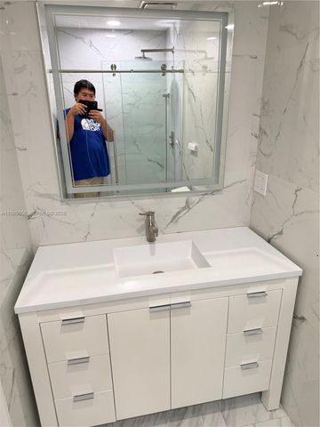 5211 NW 196th Ter, Miami Gardens, FL 33055