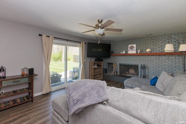 2200 W Pineview Drive, Muncie, IN 47303