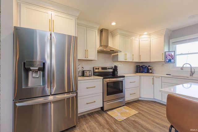 2200 W Pineview Drive, Muncie, IN 47303