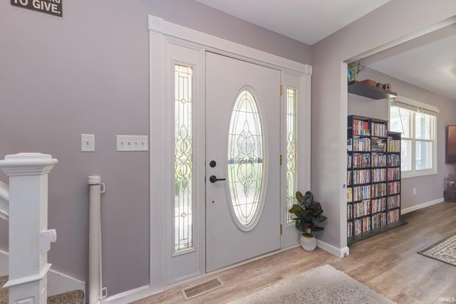 2200 W Pineview Drive, Muncie, IN 47303
