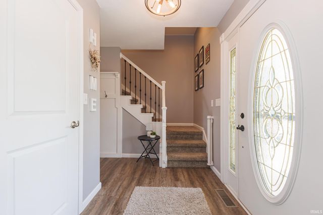 2200 W Pineview Drive, Muncie, IN 47303