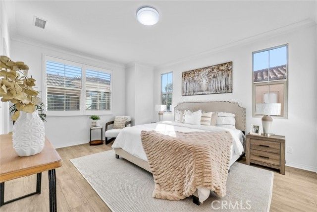 160 Parkwood, Irvine, CA 92620