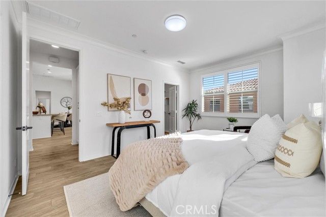 160 Parkwood, Irvine, CA 92620