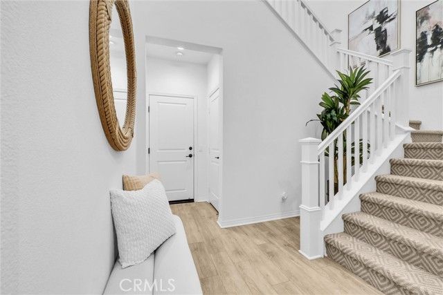 160 Parkwood, Irvine, CA 92620