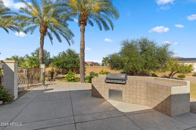 18273 N CANAL Drive, Surprise, AZ 85374