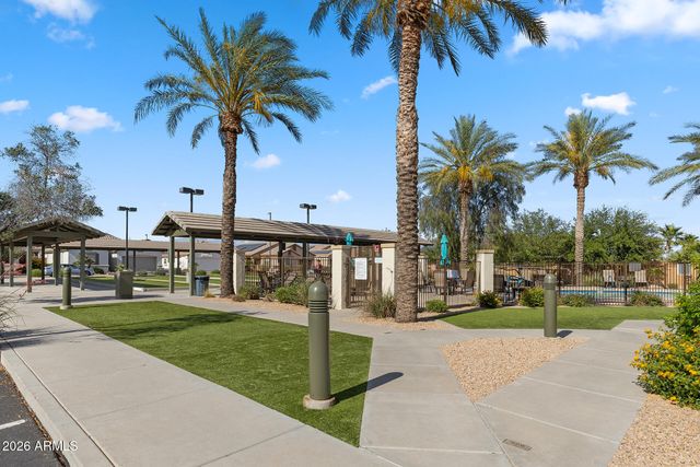 18273 N CANAL Drive, Surprise, AZ 85374