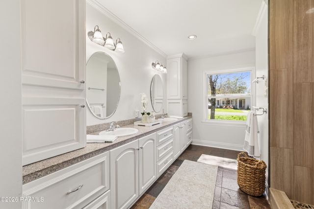 601 Napoleon Avenue, New Iberia, LA 70563