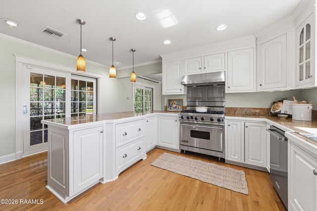 601 Napoleon Avenue, New Iberia, LA 70563