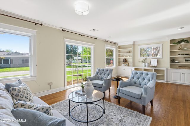 601 Napoleon Avenue, New Iberia, LA 70563