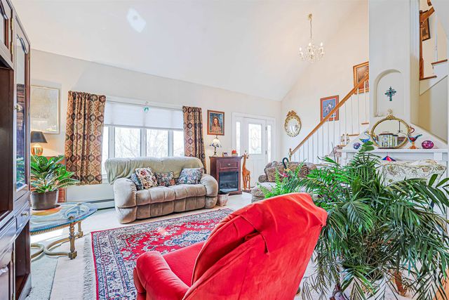 267 Kearsarge Mountain Road, Wilmot, NH 03287