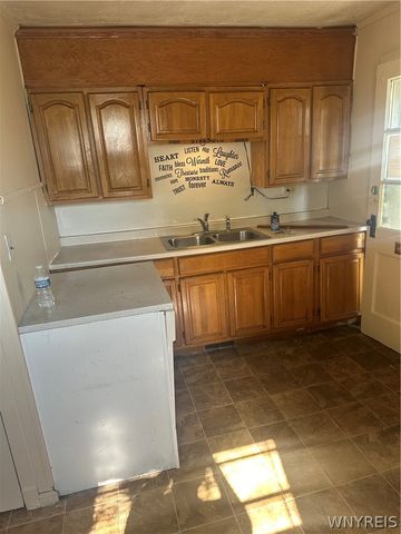 26 Windcrest Drive 24, Cheektowaga, NY 14225