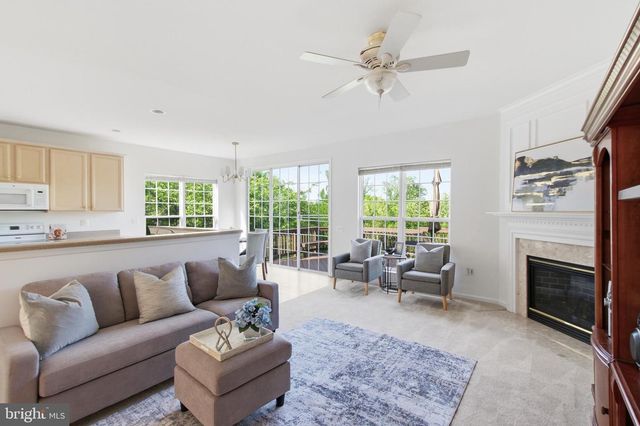 1842 FAVERSHAM WAY, Woodbridge, VA 22192