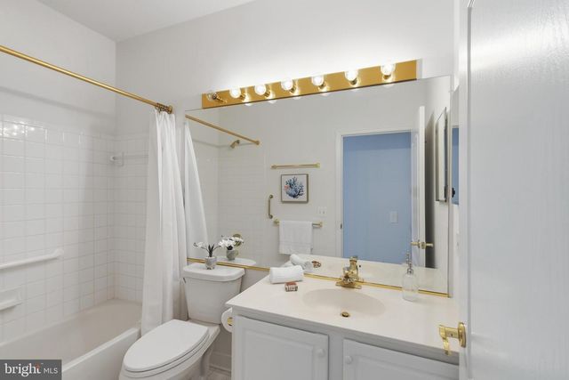 1842 FAVERSHAM WAY, Woodbridge, VA 22192