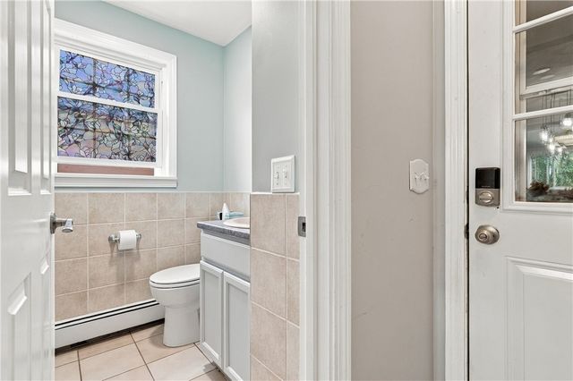18 Pineridge Drive, Smithfield, RI 02917