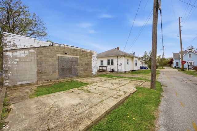 225 E Pennsylvania Street, Shelbyville, IN 46176