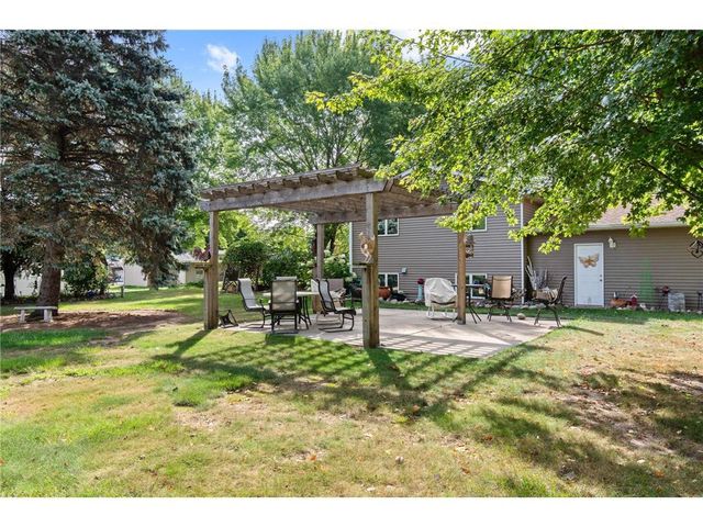 110 Pine Circle, Somerset, WI 54025