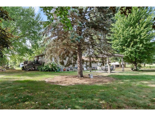 110 Pine Circle, Somerset, WI 54025