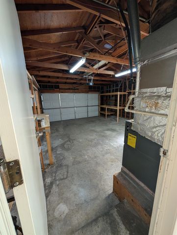 1049 Ruby Pl, Manteca, CA 95336