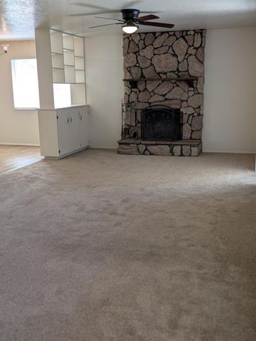 1049 Ruby Pl, Manteca, CA 95336