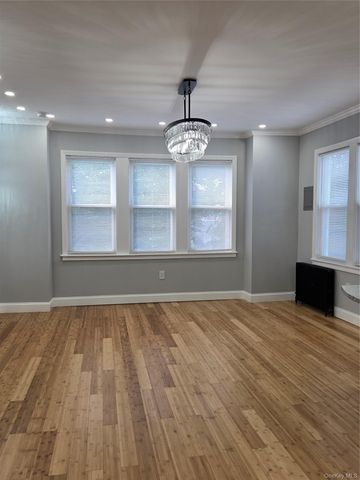 194-44 112th Road, Saint Albans, NY 11412